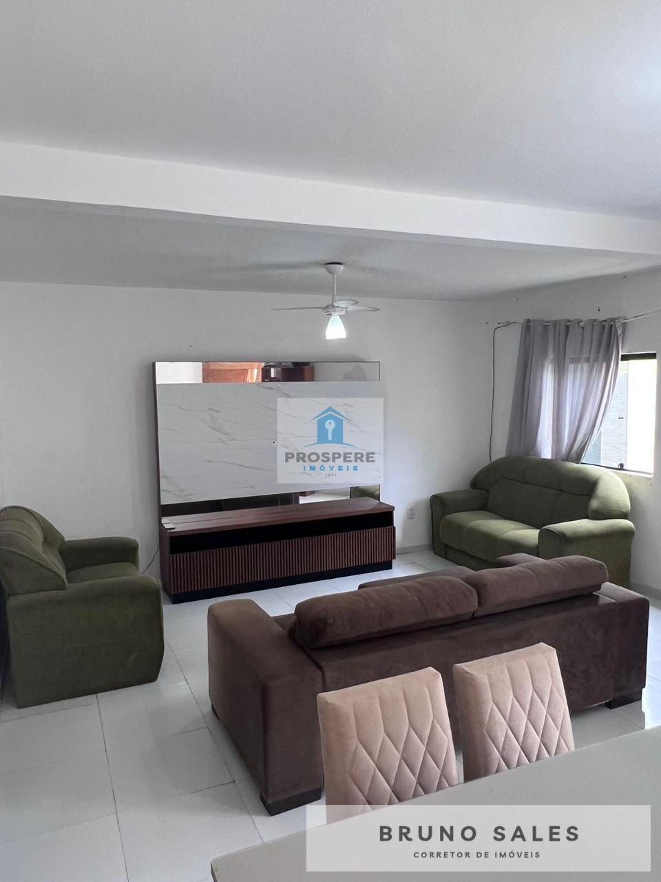 Casa à venda com 4 quartos, 140m² - Foto 3