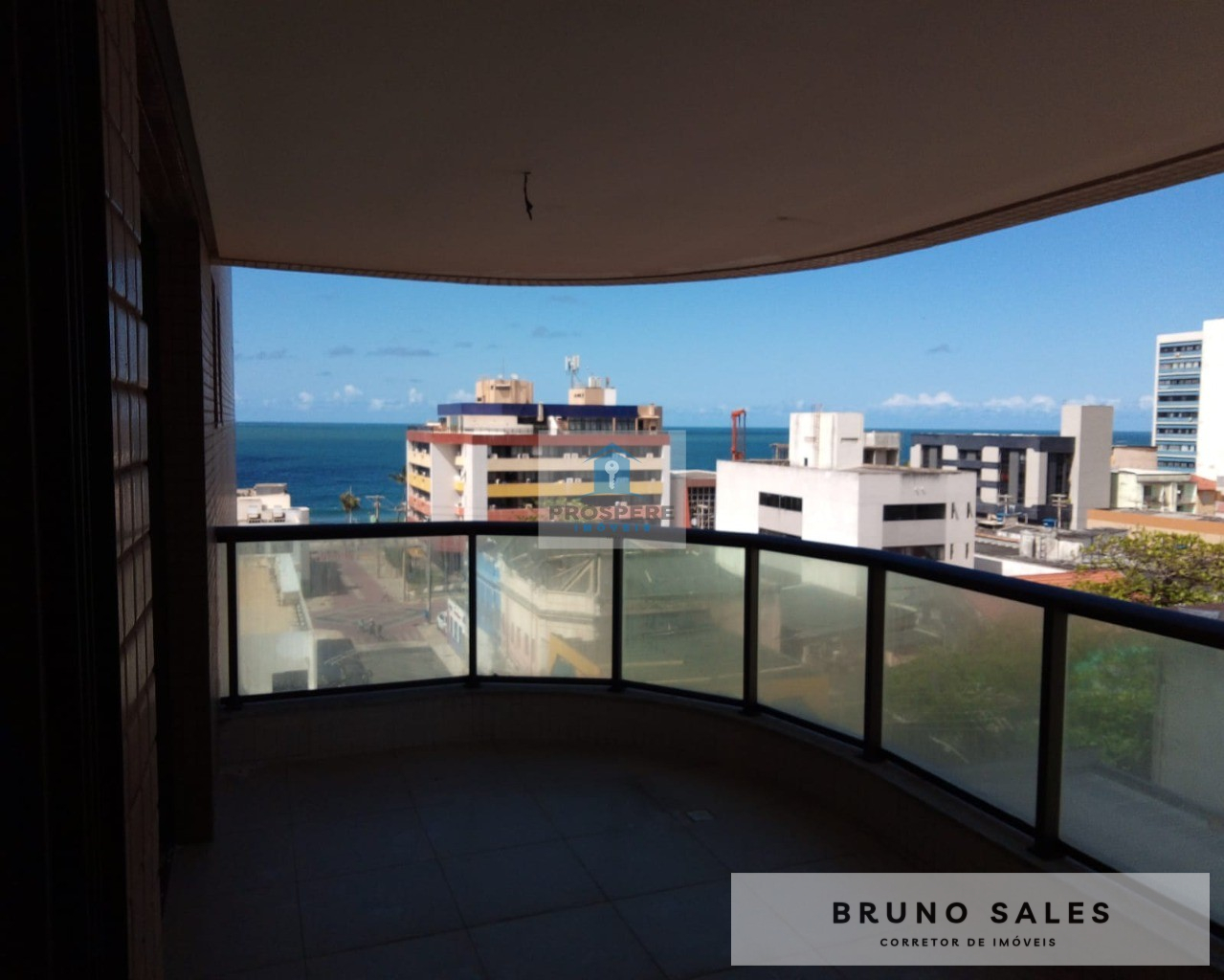 Apartamento quarto e sala com banheiro, varanda, área de serviço, acabamento em porcelanato, piscina, 1 vaga de garagem, avaliação excelente no airBNB - Prospere Imóveis